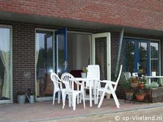 Buitenaanzicht Onder Ons Buitenaanzicht Onder Ons